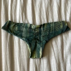 Midori Bikinis Palm Bottoms